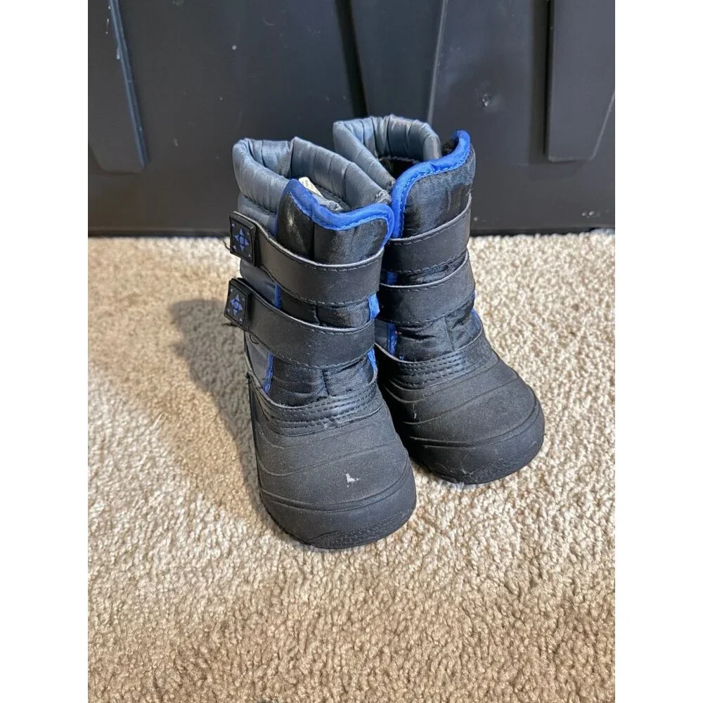 Snow Boots‎ (A3)